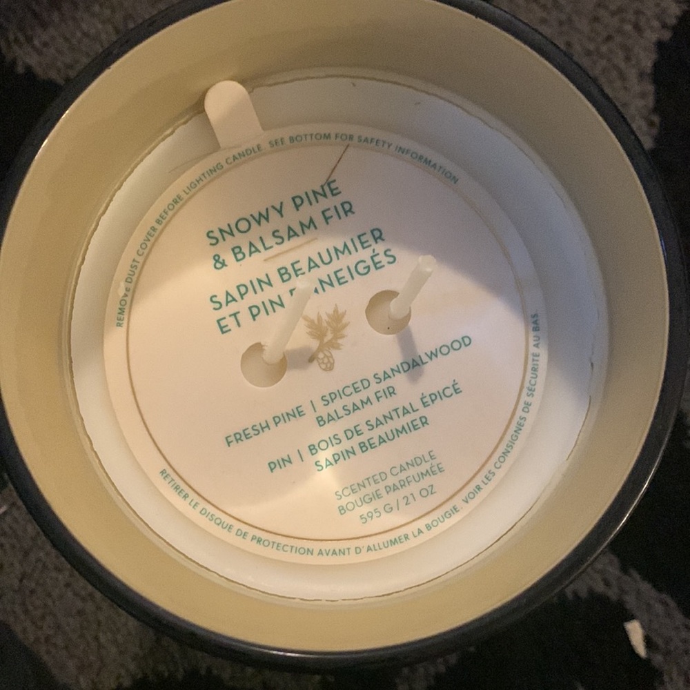 Snowy Pine large candle